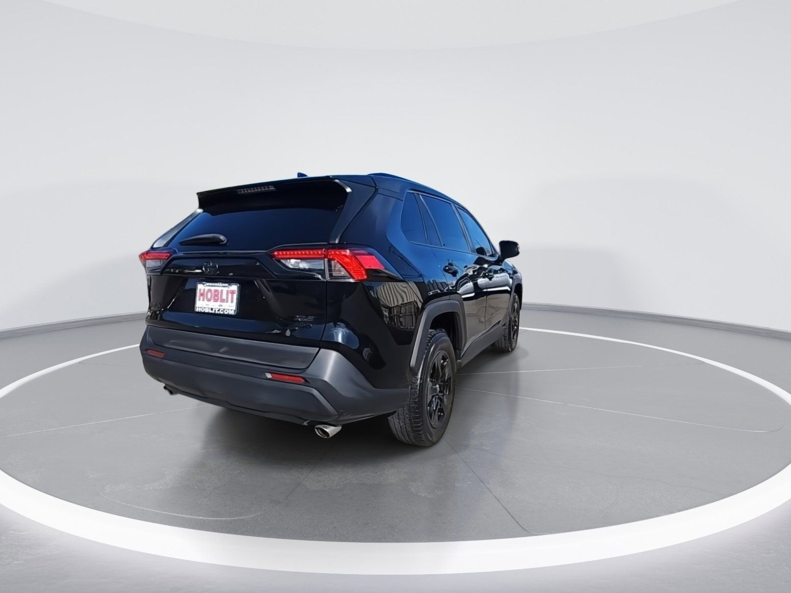 2021 Toyota RAV4 XLE photo 6