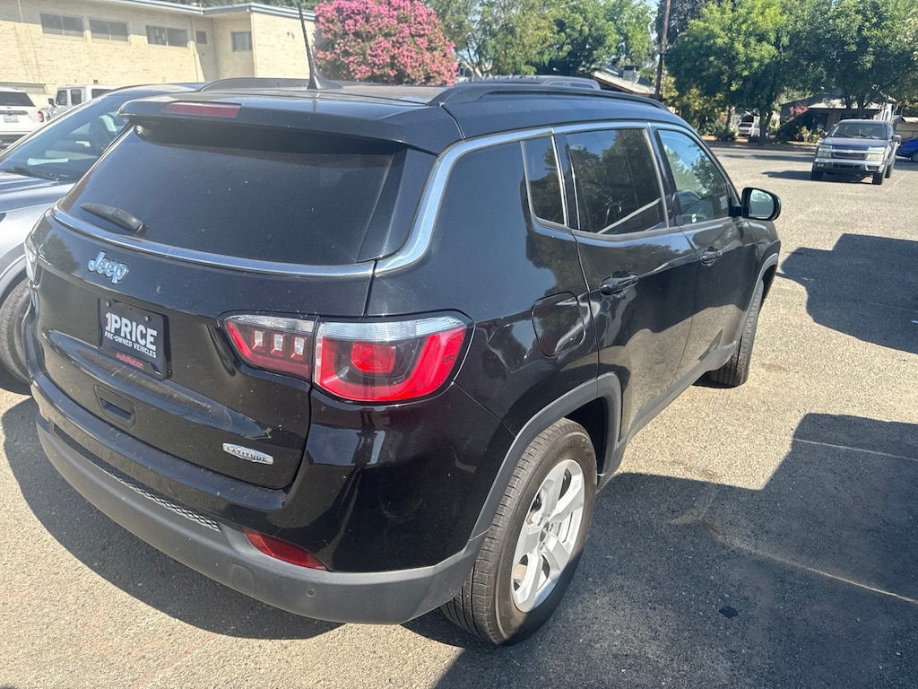 Certified 2018 Jeep Compass Latitude SUV