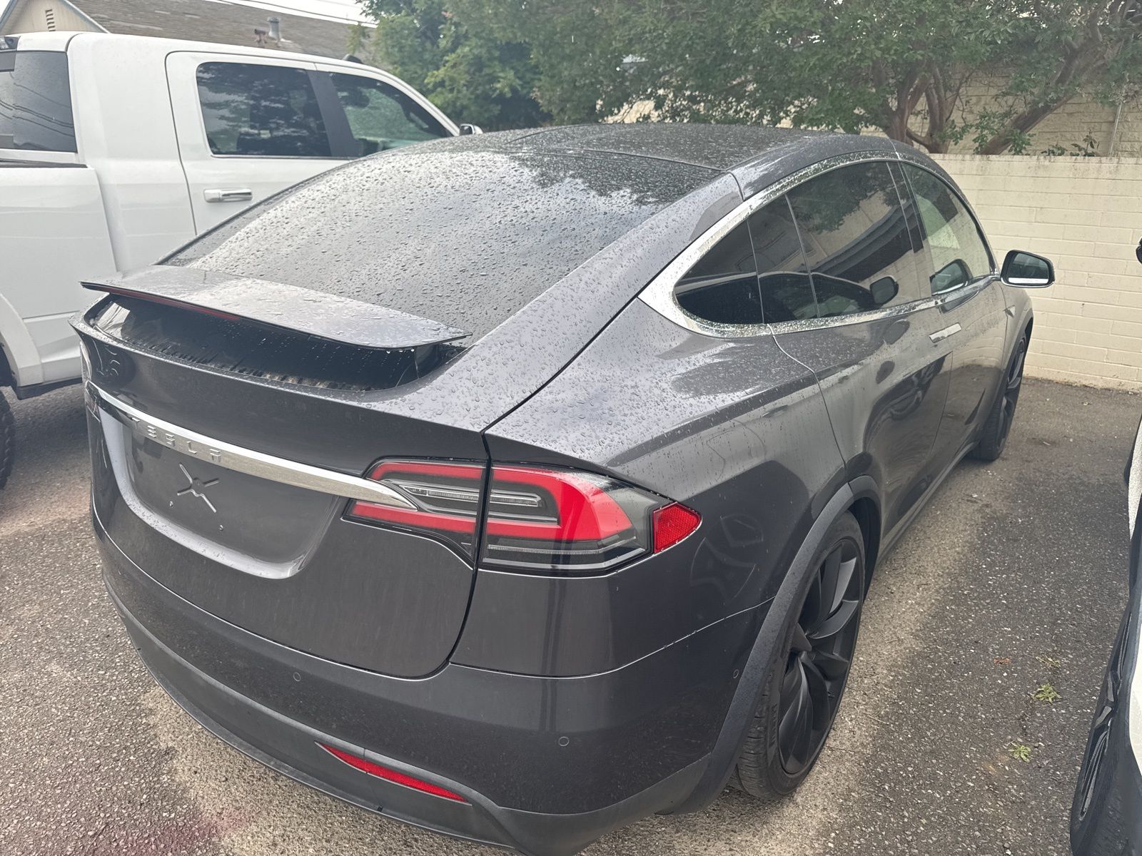 2016 Tesla Model X 90D photo 3