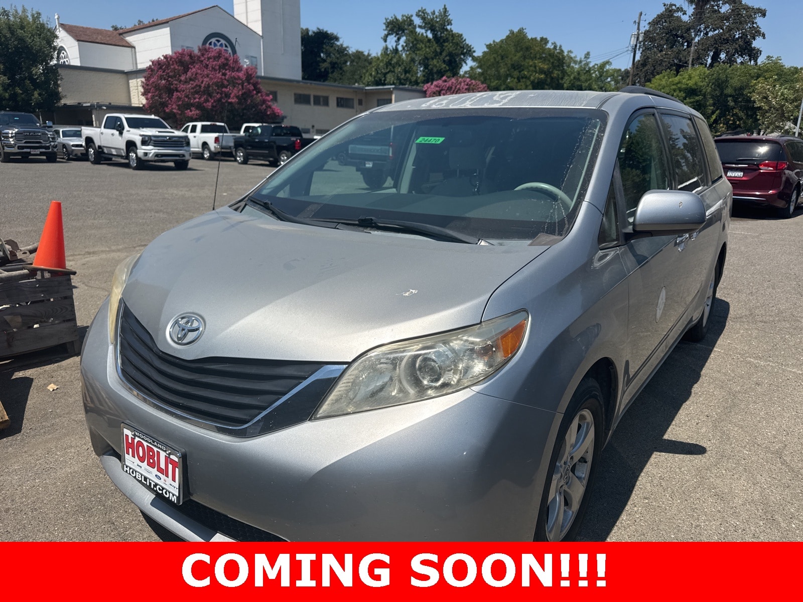 2013 Toyota Sienna LE 8 Passenger