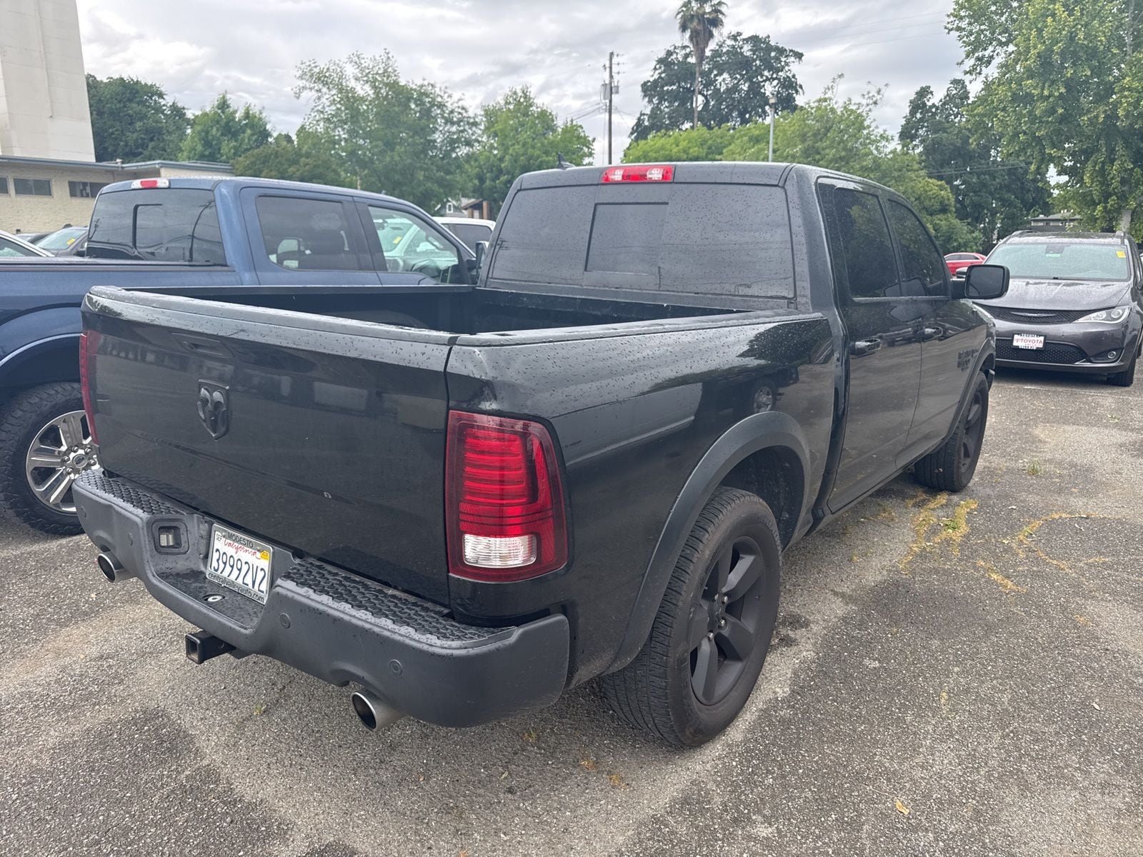 2019 Ram 1500 Classic Warlock photo 3