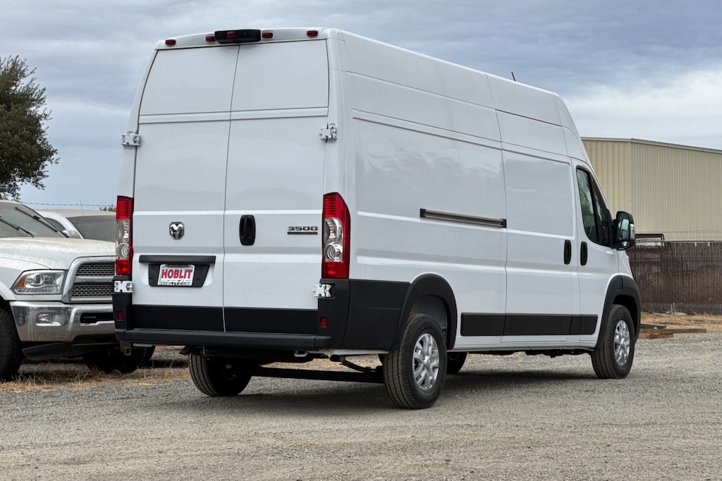 New 2025 Ram ProMaster PROMASTER 3500 SLT CARGO VAN SUPER HIGH ROOF 159' Cargo Van