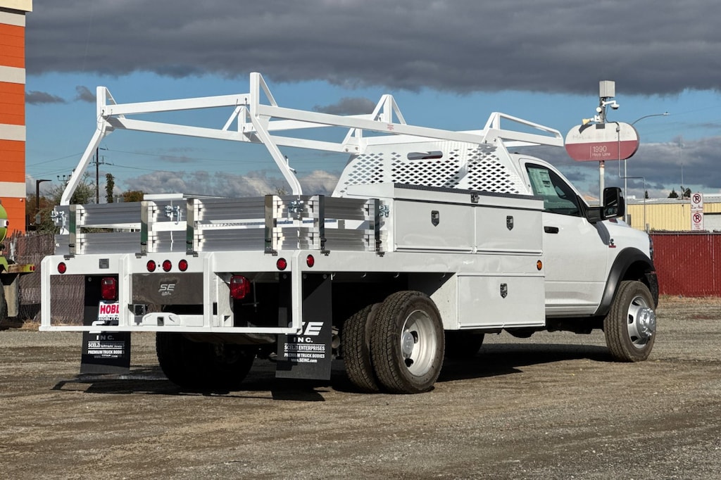 New 2026 Ram 5500 Chassis Cab 5500 TRADESMAN CHASSIS REGULAR CAB 4X4 84' CA Pickup