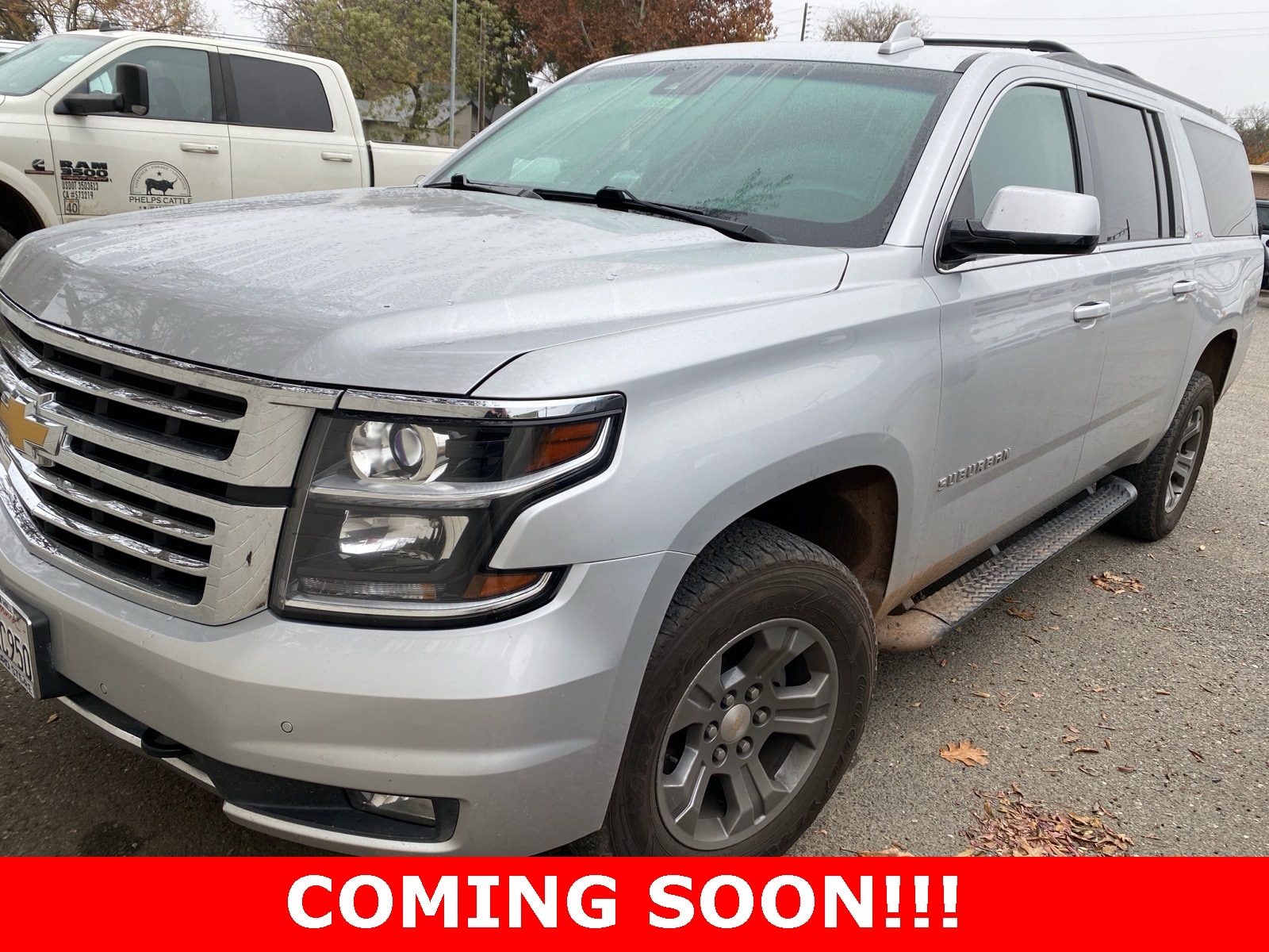 2017 Chevrolet Suburban LT's photo