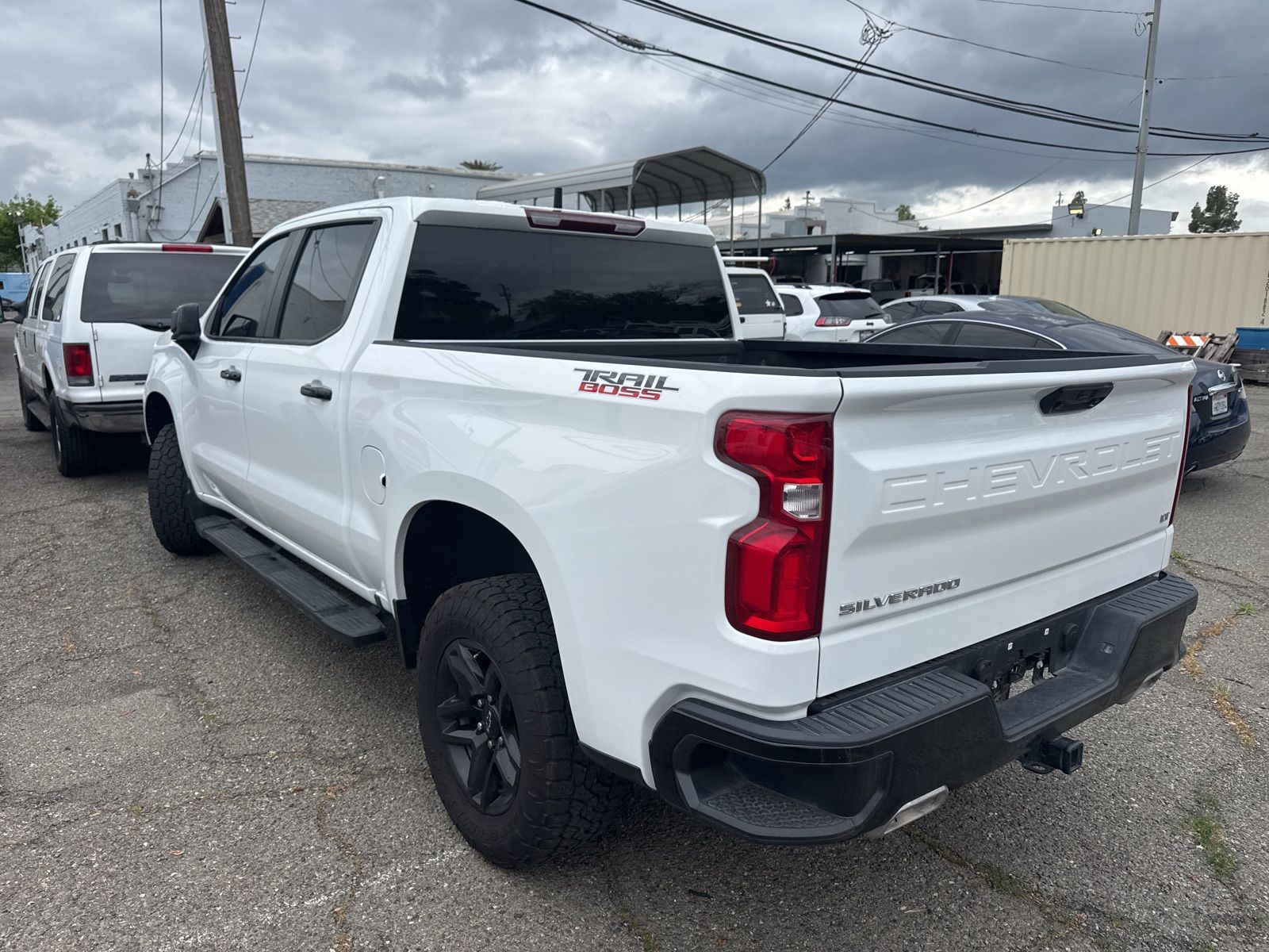 2023 Chevrolet Silverado 1500 LT Trail Boss photo 2