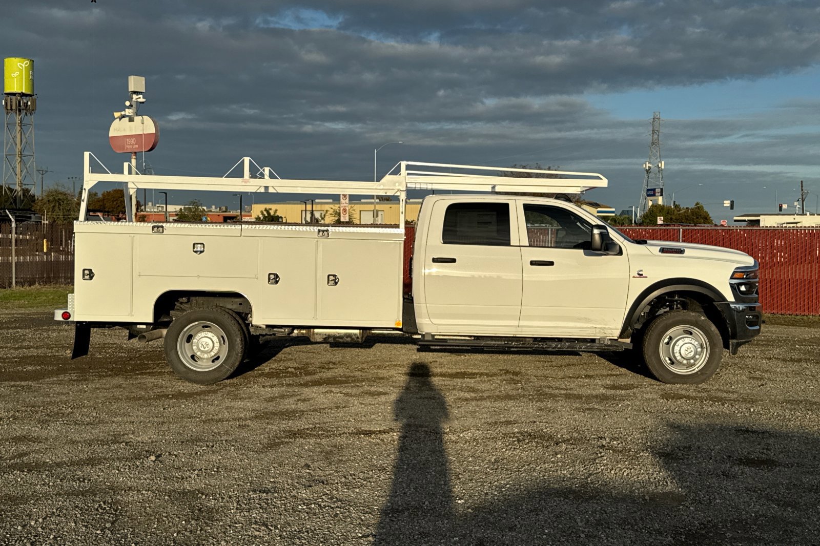 2026 Ram 5500 Tradesman photo 2