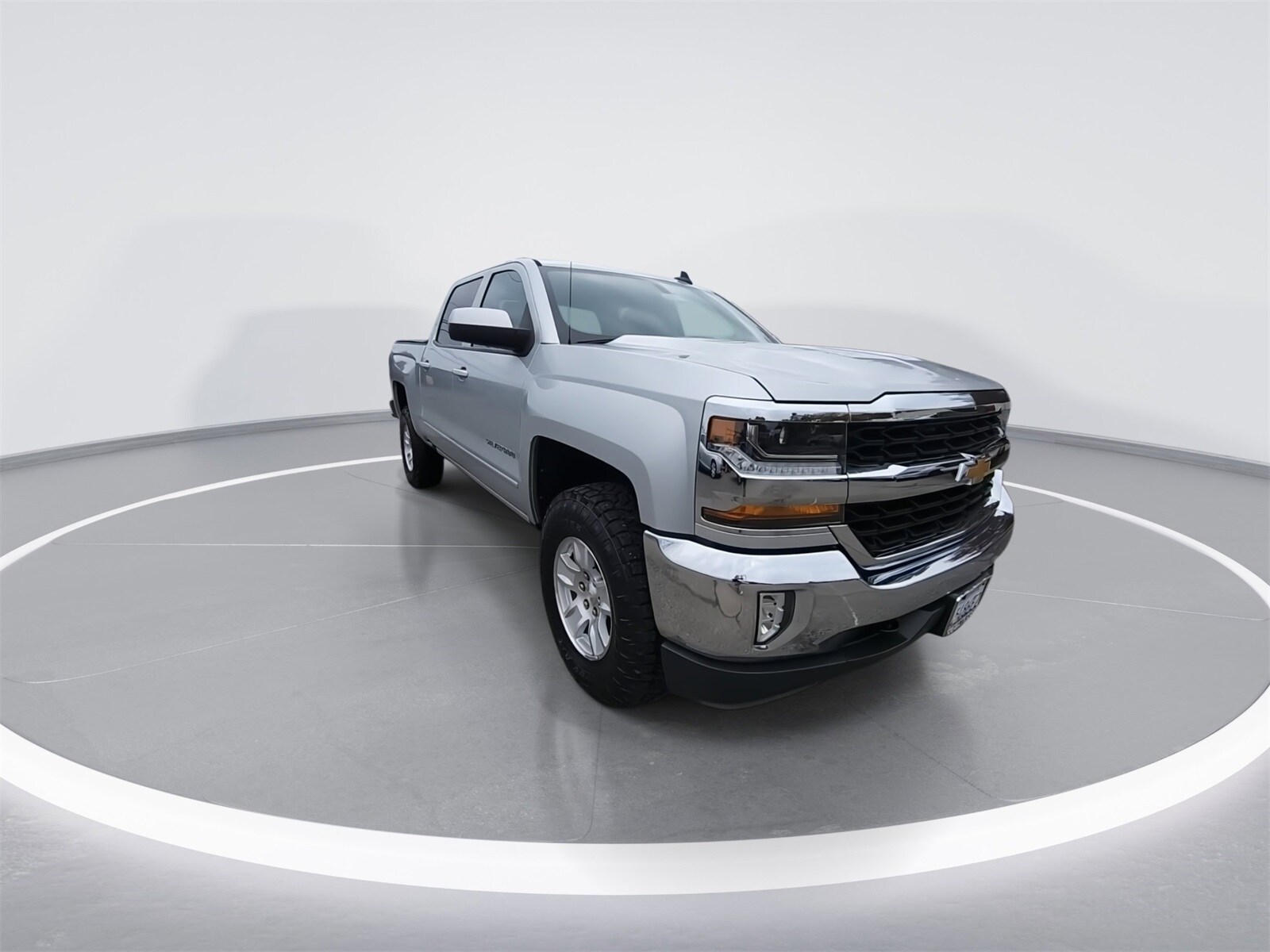 2017 Chevrolet Silverado 1500 LT1 photo 2