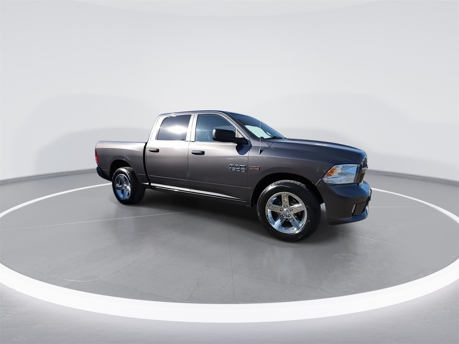 2015 Ram 1500 Express photo 2