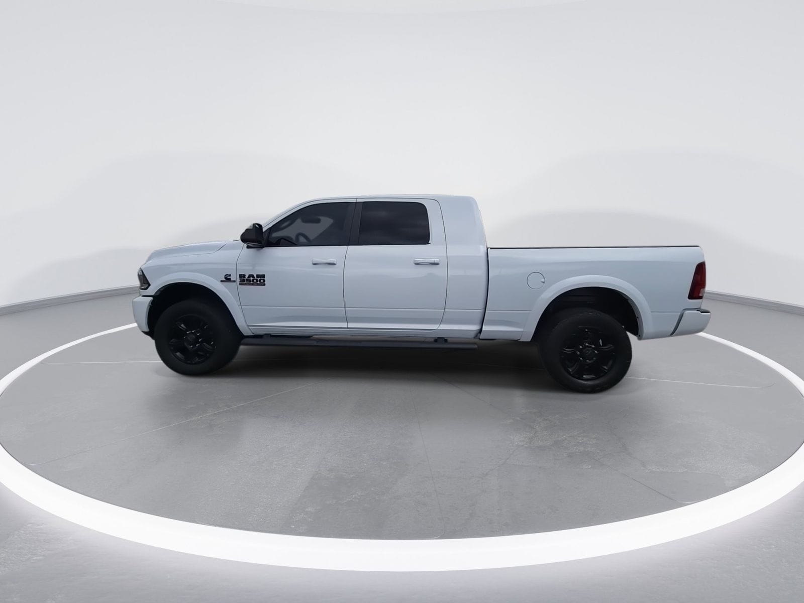 2018 Ram 3500 Laramie photo 4