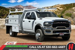 2025 Ram 5500 Chassis Cab 5500 TRADESMAN CHASSIS CREW CAB 4X4 84' CA Pickup