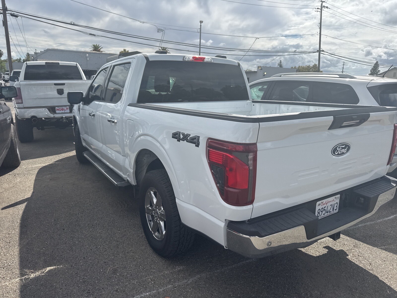 2024 Ford F-150 XLT photo 2