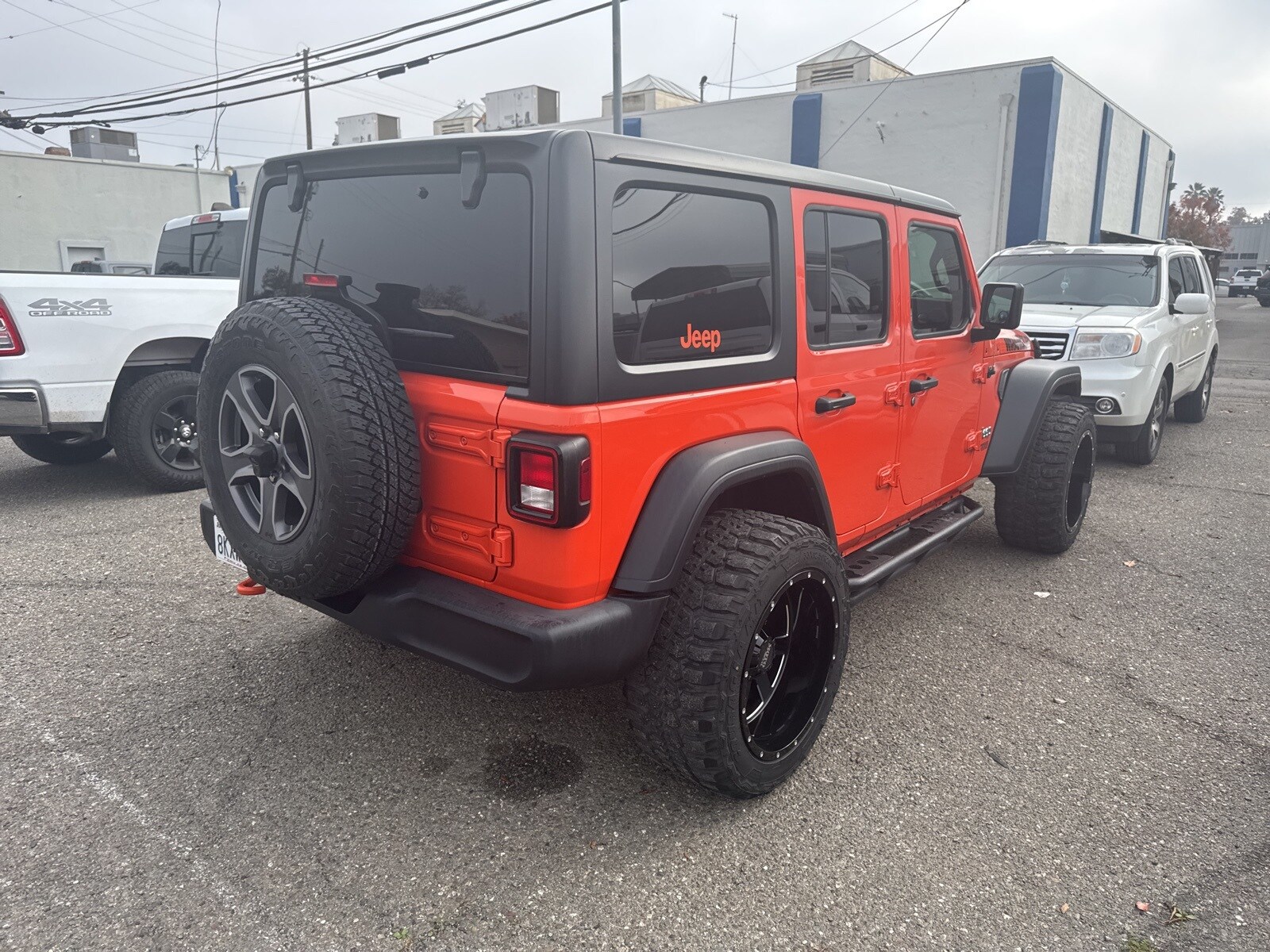 2018 Jeep Wrangler Unlimited Sport S photo 3