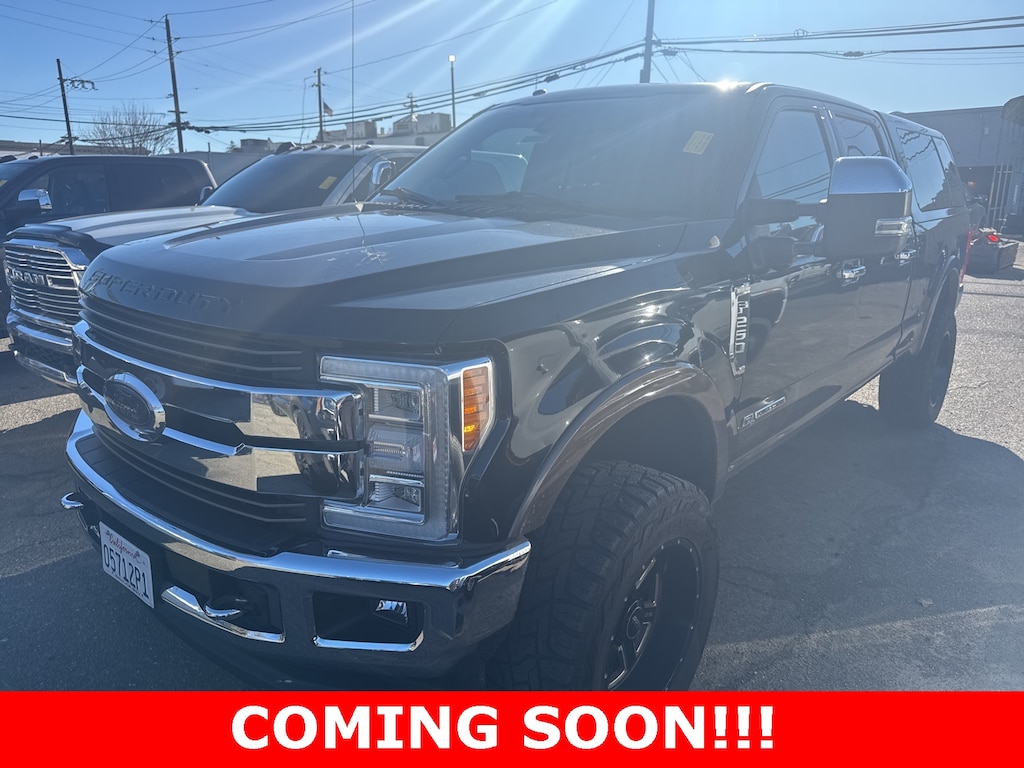 Used 2017 Ford F-250SD King Ranch LIFT/ UPGRADED WHEELS & TIRES Truck