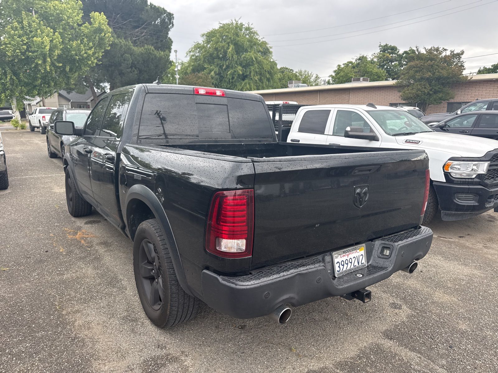 2019 Ram 1500 Classic Warlock photo 2