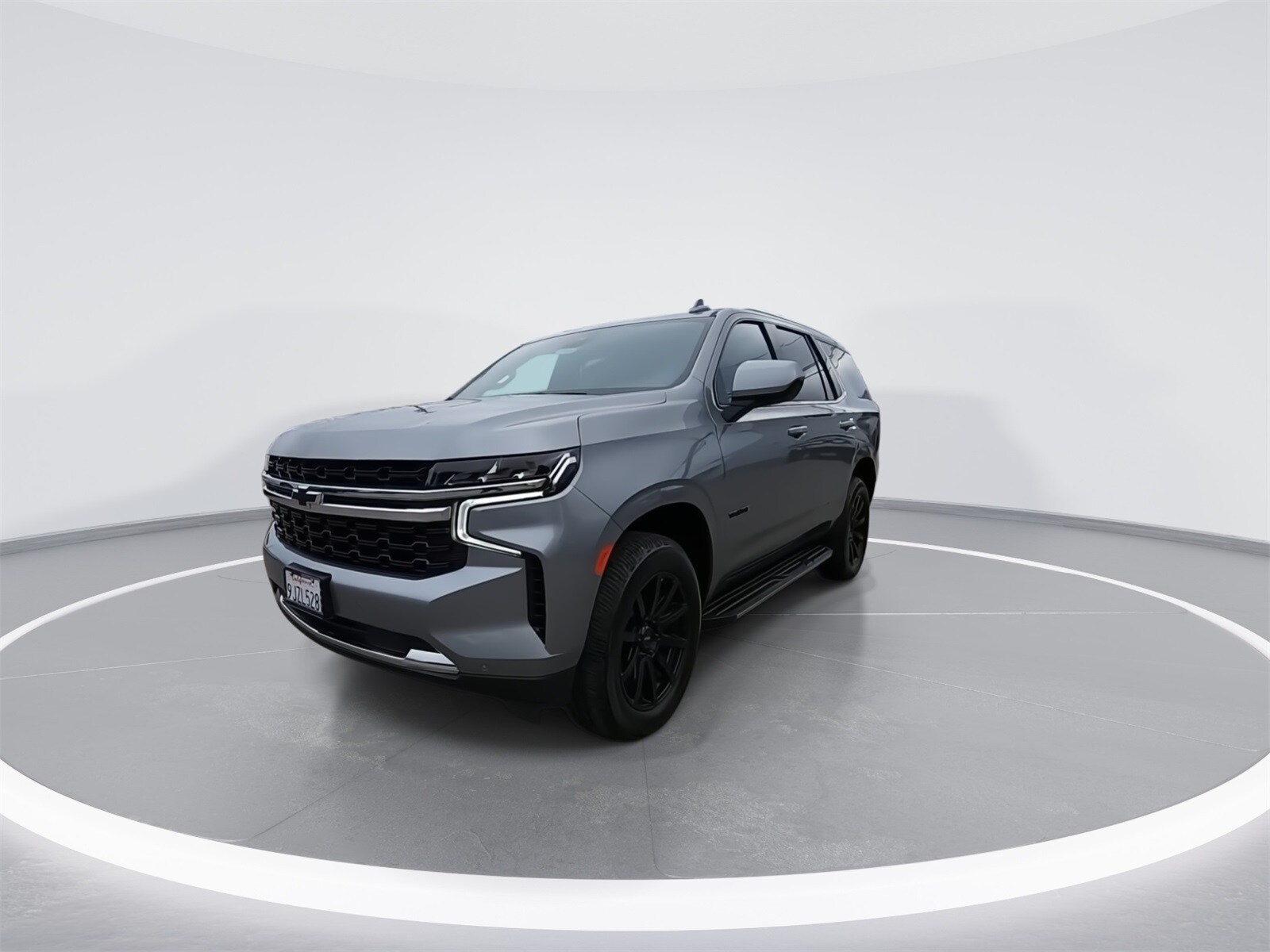 2023 Chevrolet Tahoe LS photo 4
