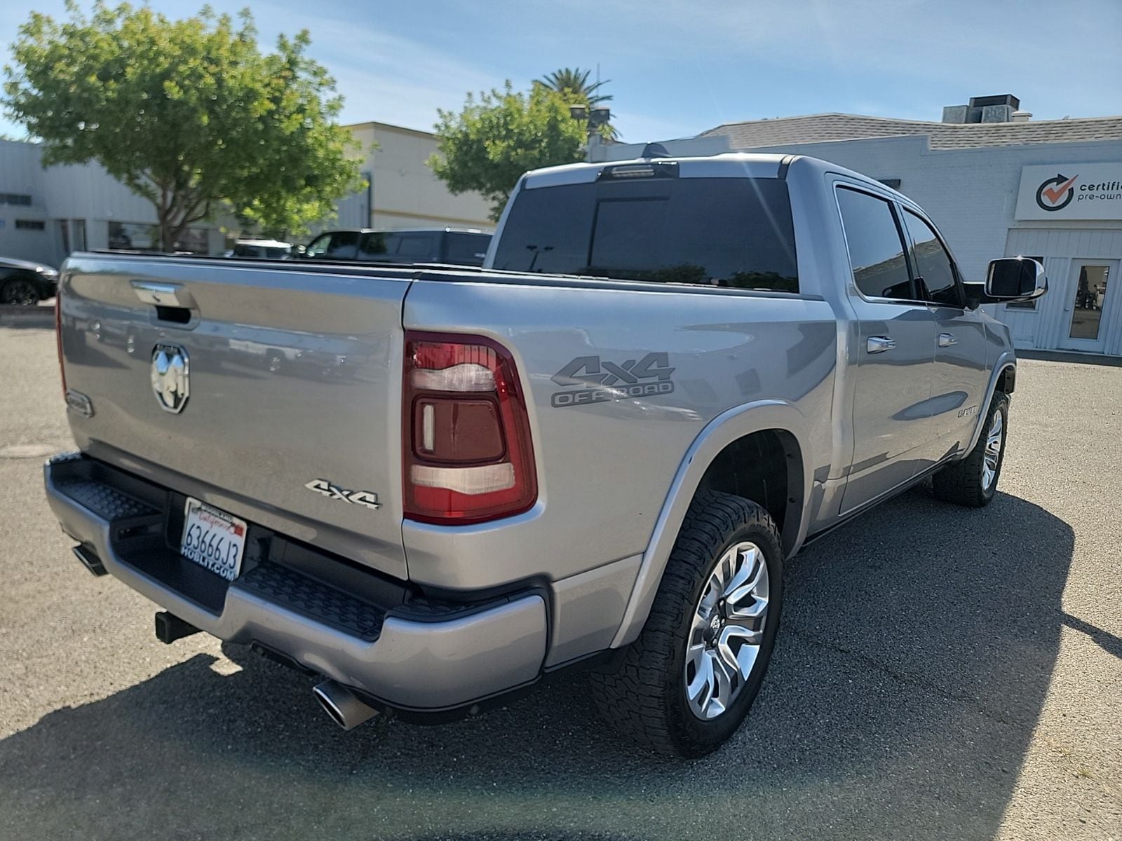 2022 Ram 1500 Limited Longhorn photo 3