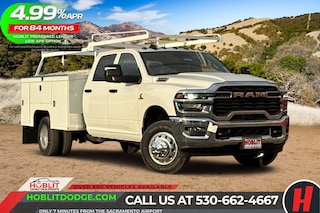 2026 Ram 3500 Chassis Cab TRADESMAN CREW   4X4 60' CA Pickup