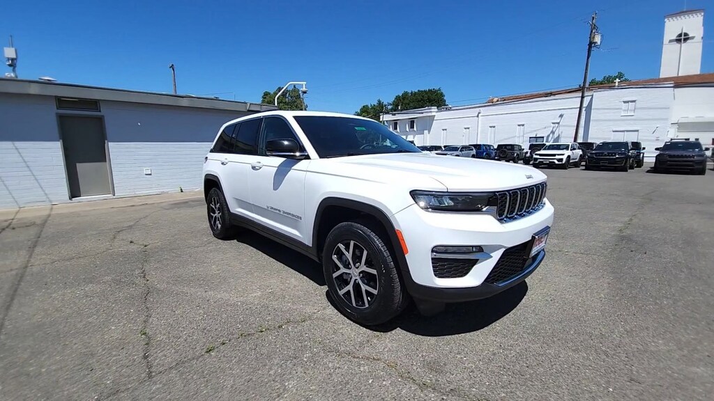 Used 2024 Jeep Grand Cherokee Limited SUV