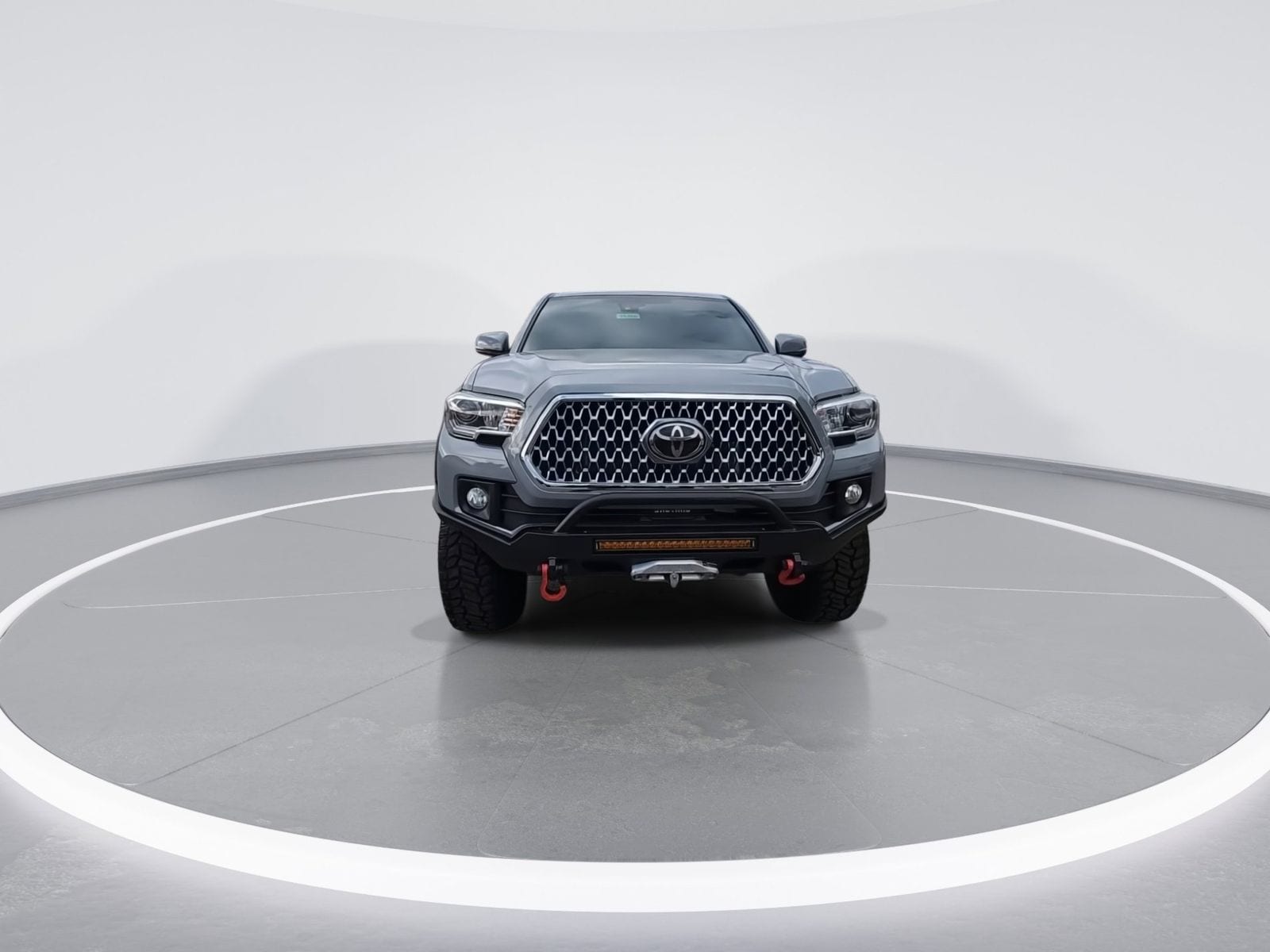 2019 Toyota Tacoma TRD Off-Road V6 photo 2