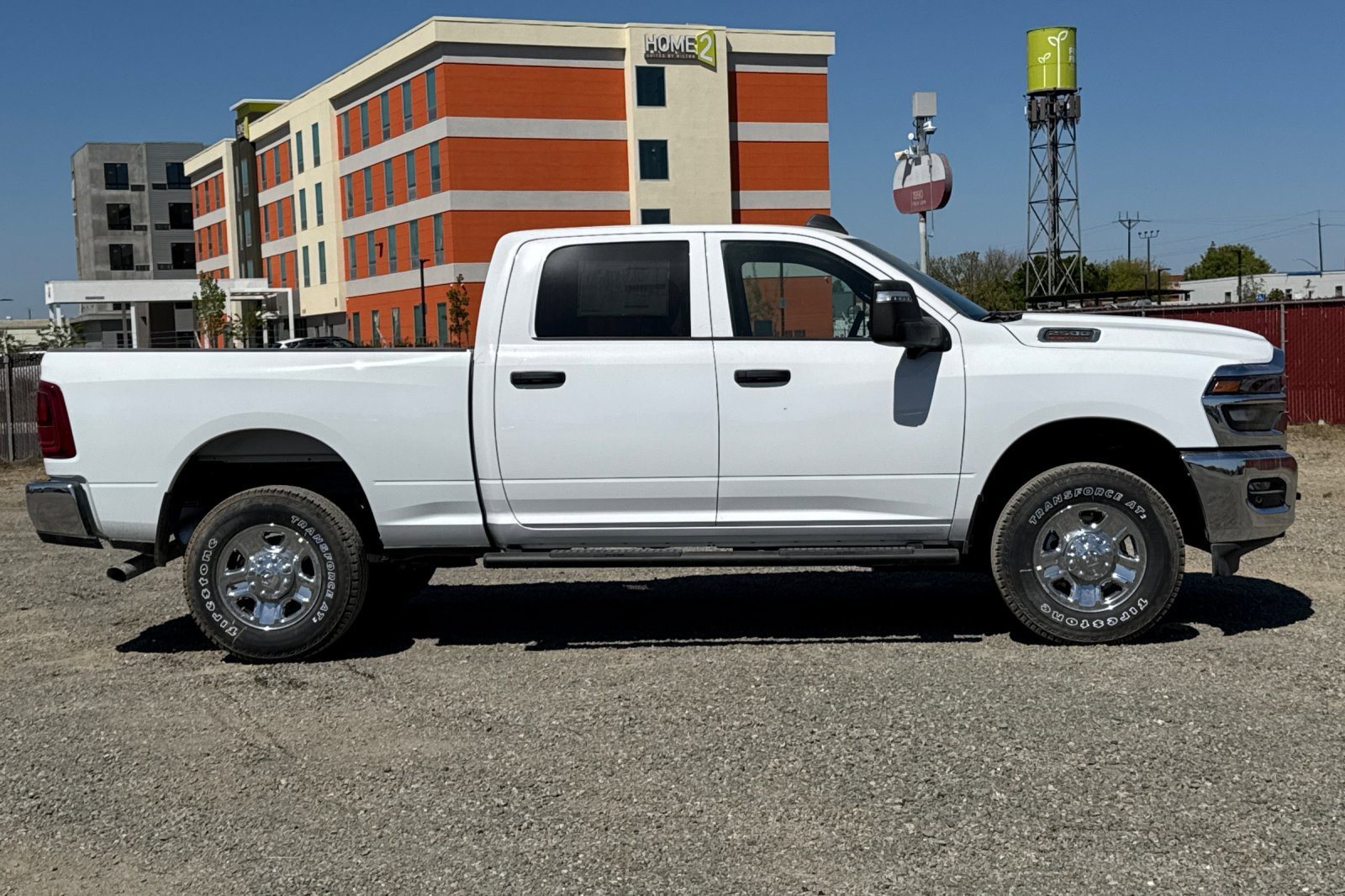 2025 Ram 2500 Tradesman photo 3