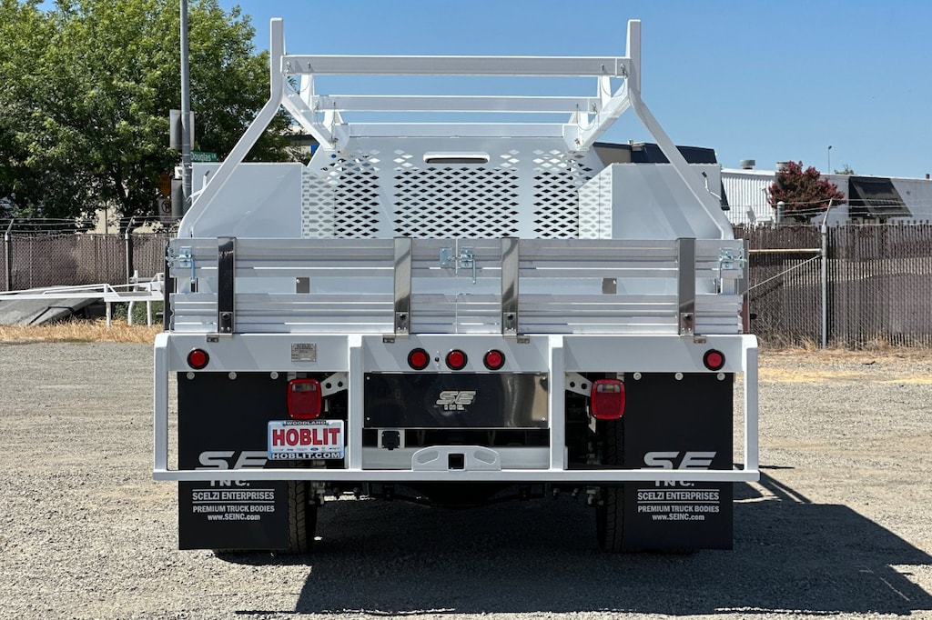New 2025 Ram 5500 Chassis Cab 5500 TRADESMAN CHASSIS CREW CAB 4X4 84' CA Pickup