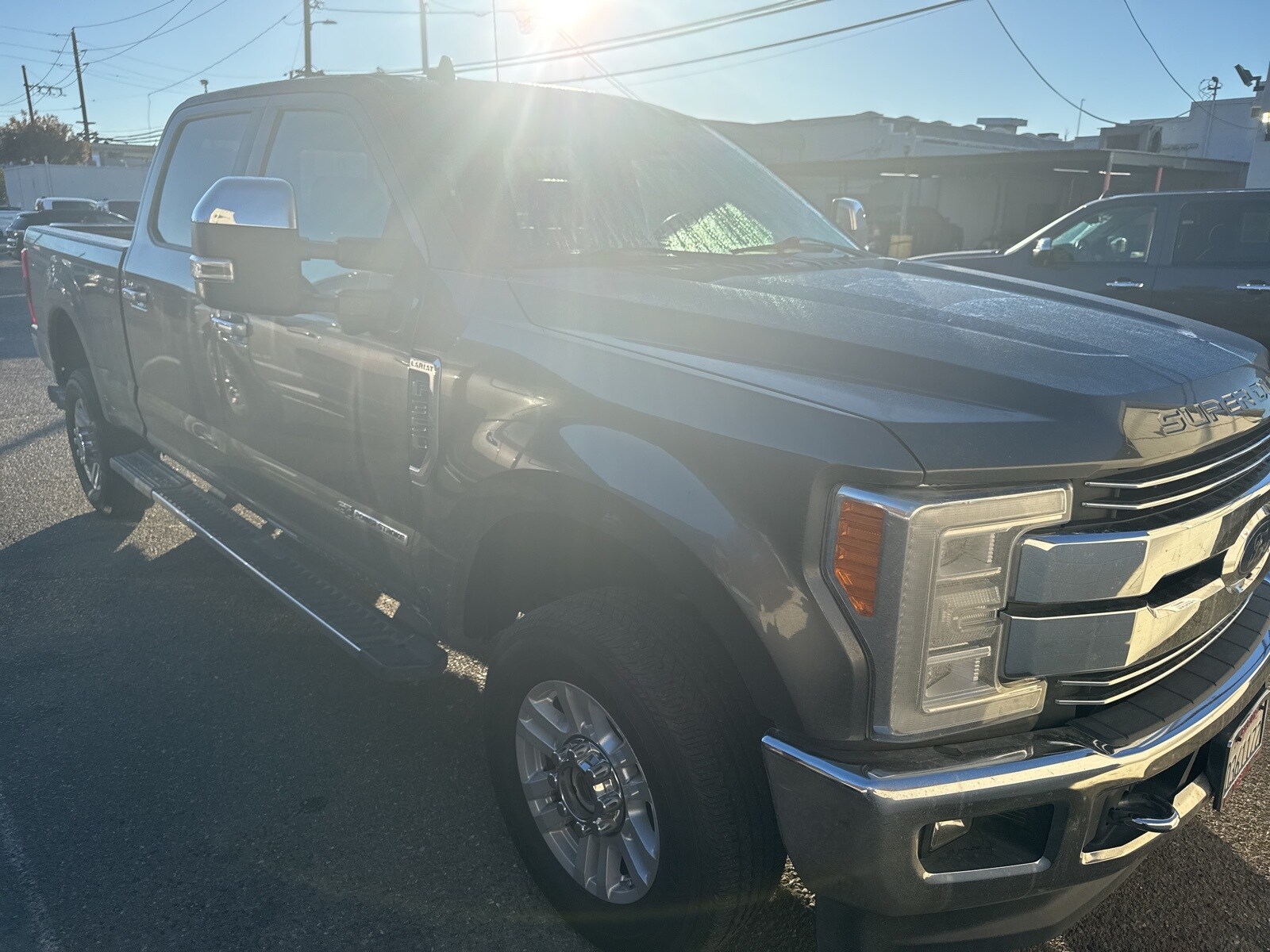 2019 Ford F-350 Lariat photo 4