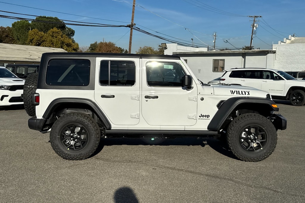 New 2026 Jeep Wrangler 4-DOOR WILLYS Sport Utility