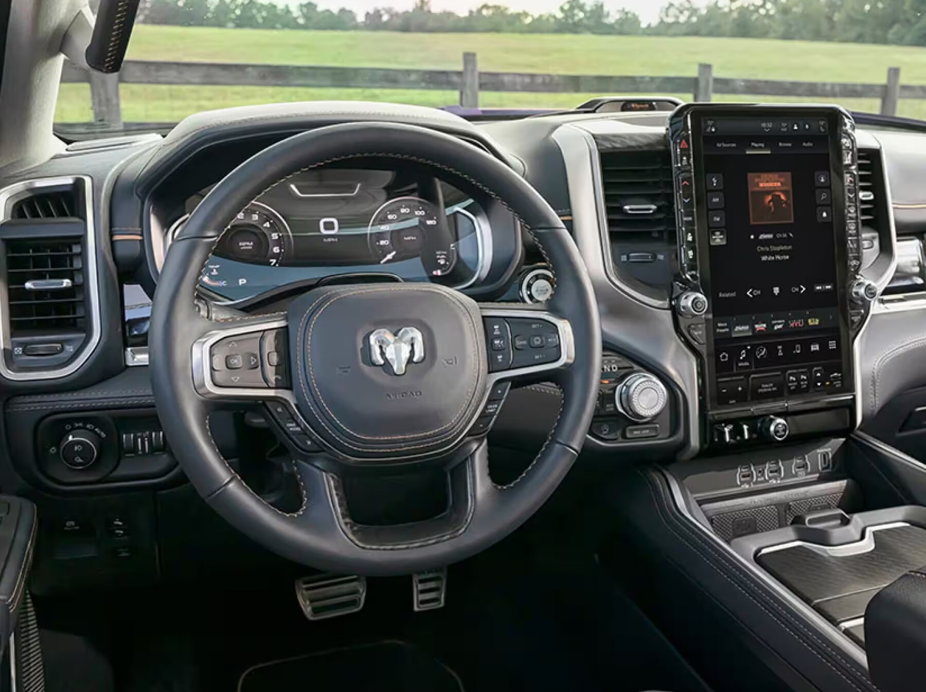 2025%20Ram%201500%20Interior%20.png