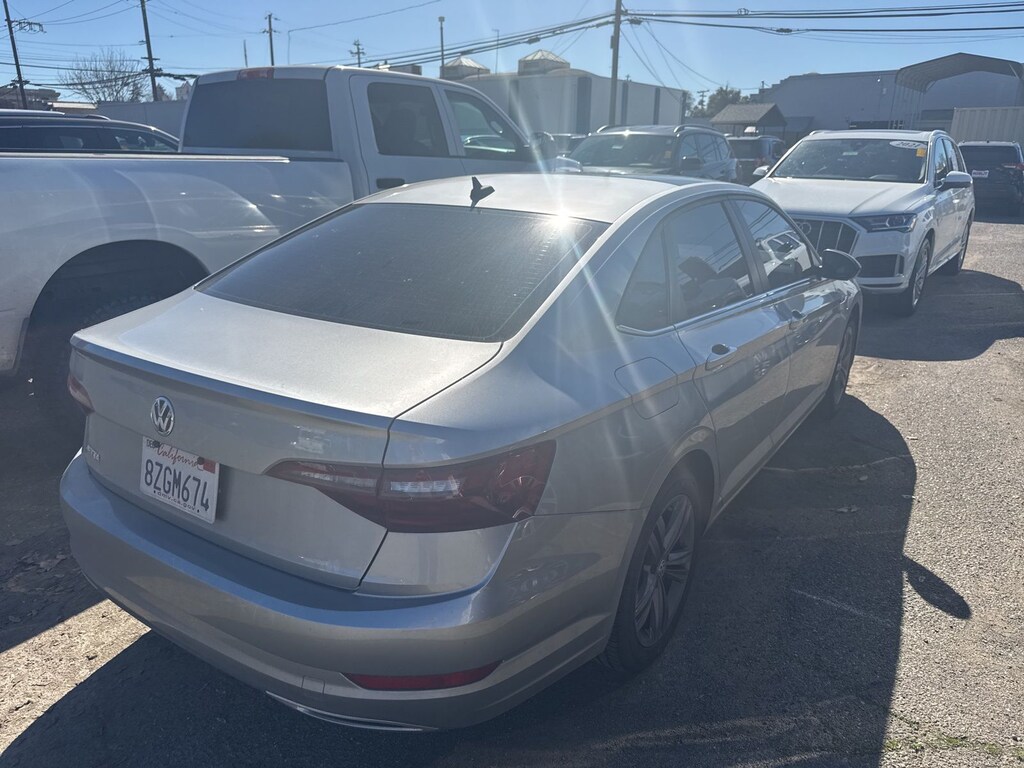 Used 2021 Volkswagen Jetta Sedan