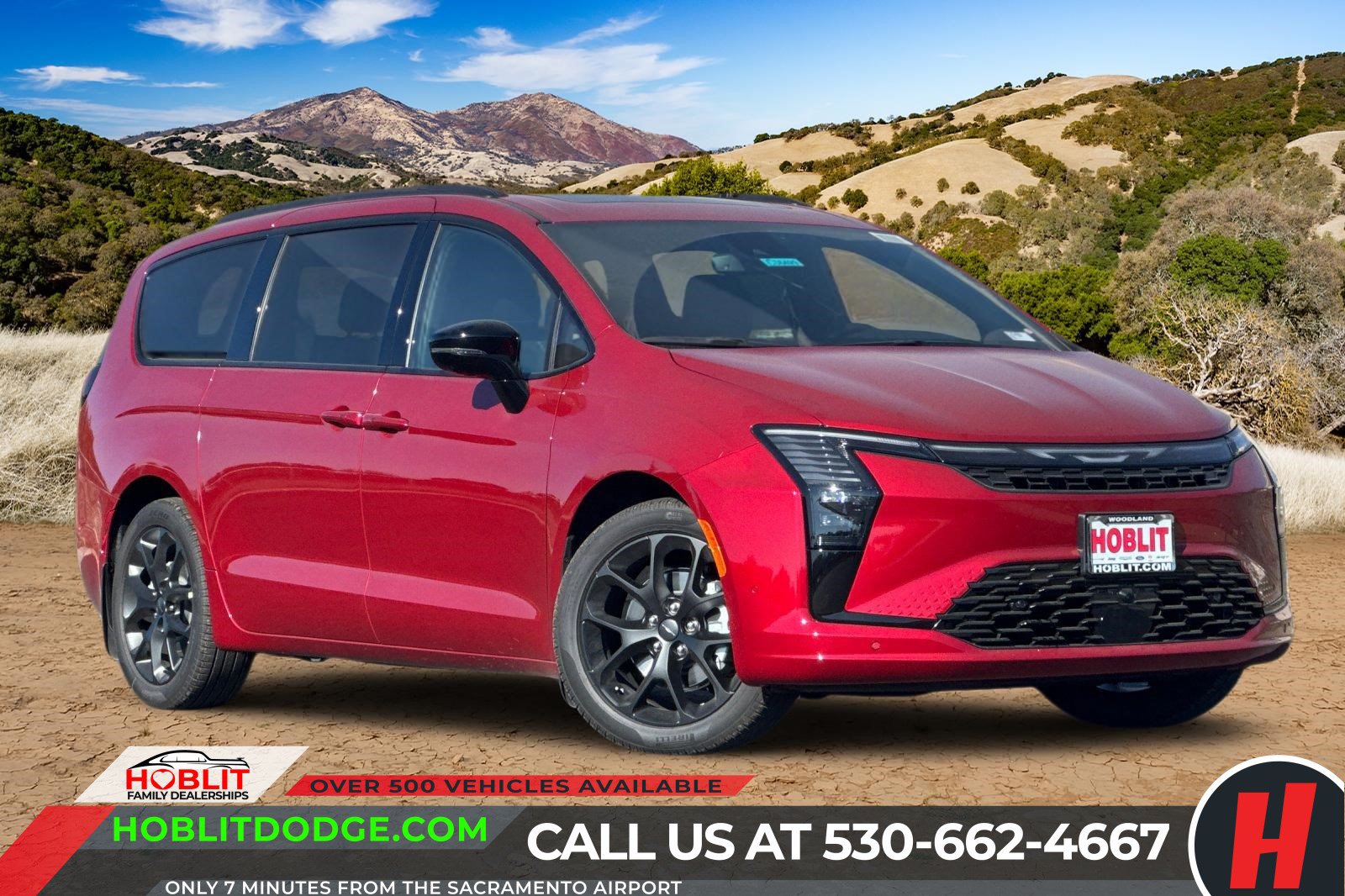 2027 Chrysler Pacifica Limited's photo