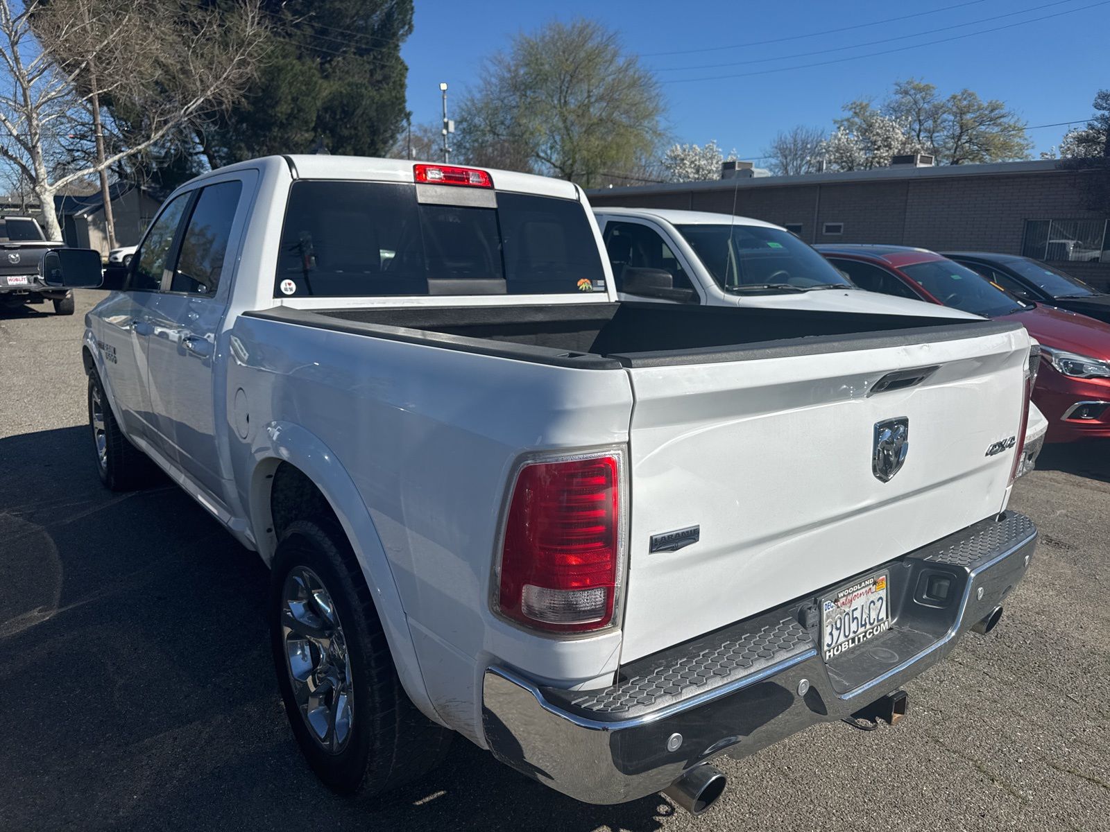 2017 Ram 1500 Laramie photo 2