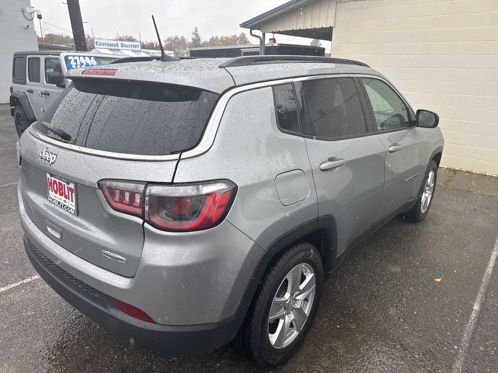 Certified 2022 Jeep Compass Latitude SUV