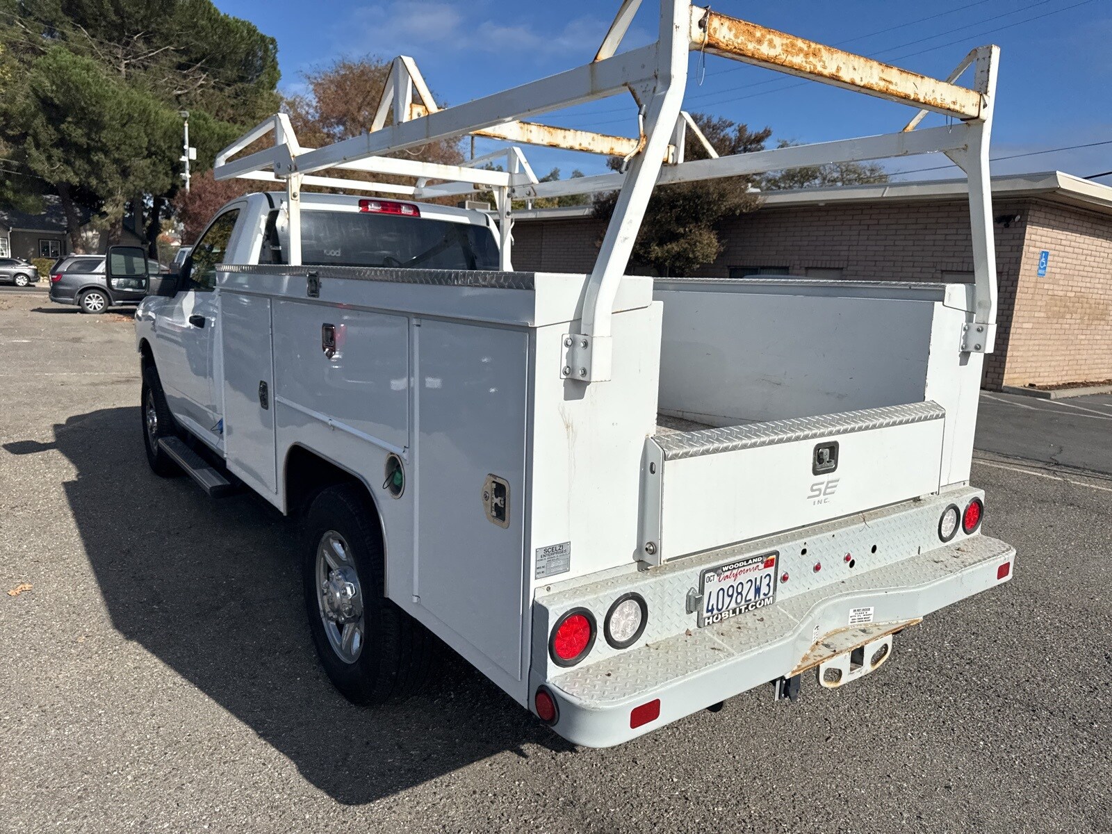 2024 Ram 3500 Tradesman photo 2