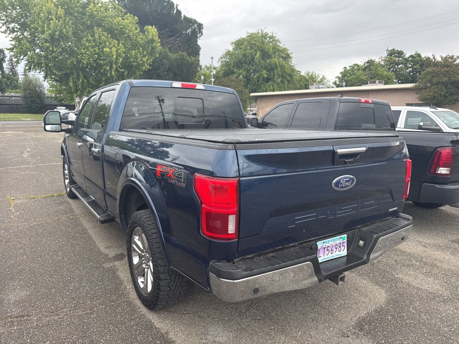 2018 Ford F-150 Lariat photo 2
