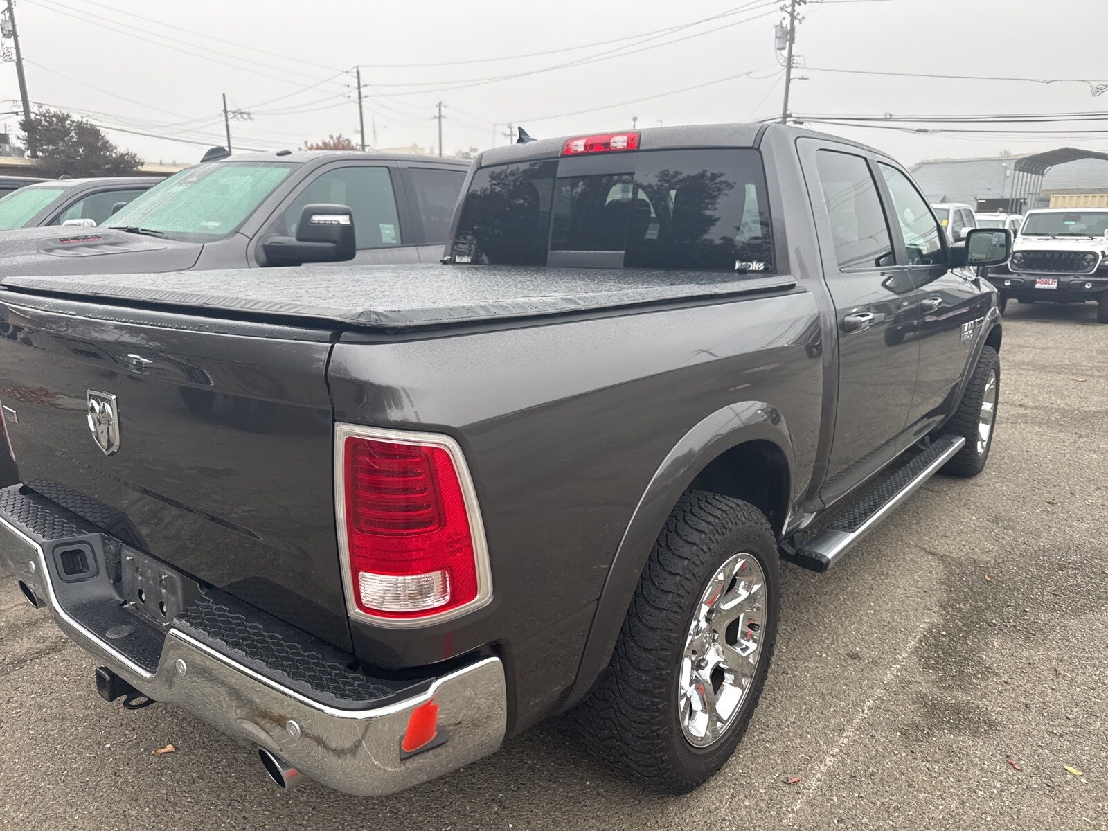 2019 Ram 1500 Classic Laramie photo 2