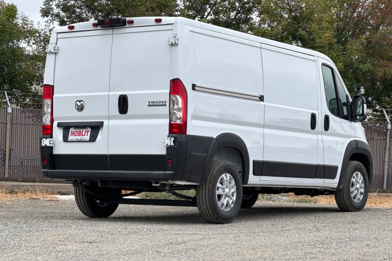 2025 Ram ProMaster 1500 SLT Cargo Van photo 2