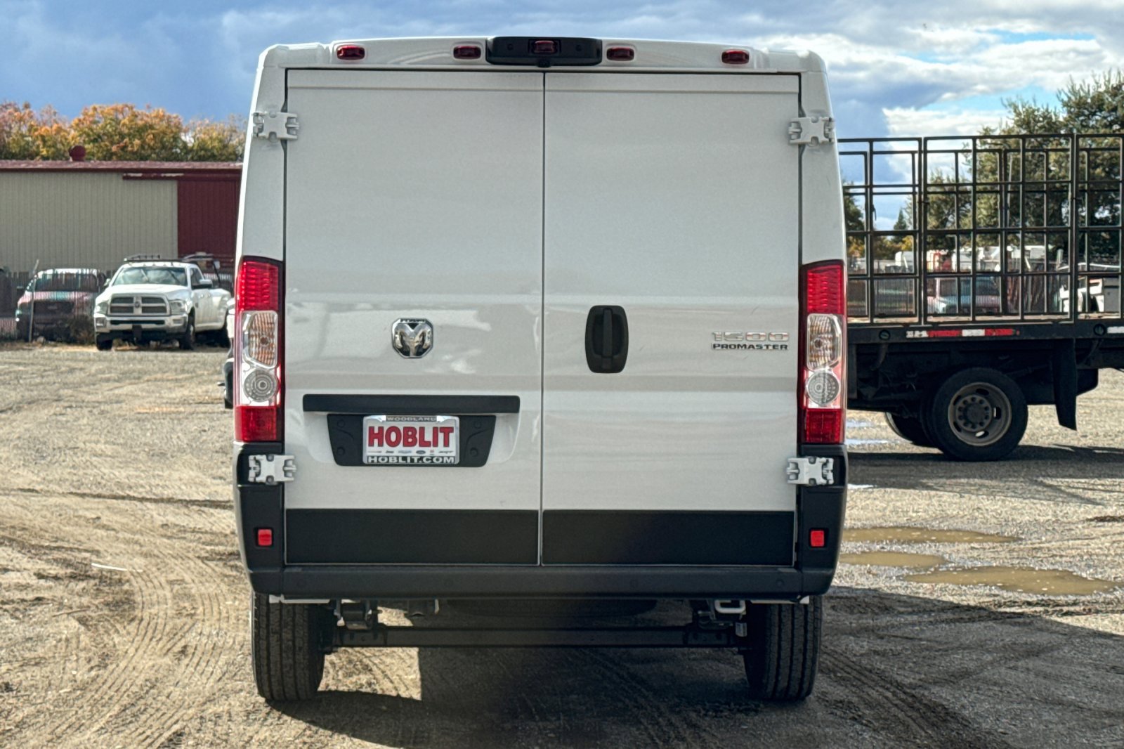 2026 Ram ProMaster 1500 Tradesman Cargo Van photo 3