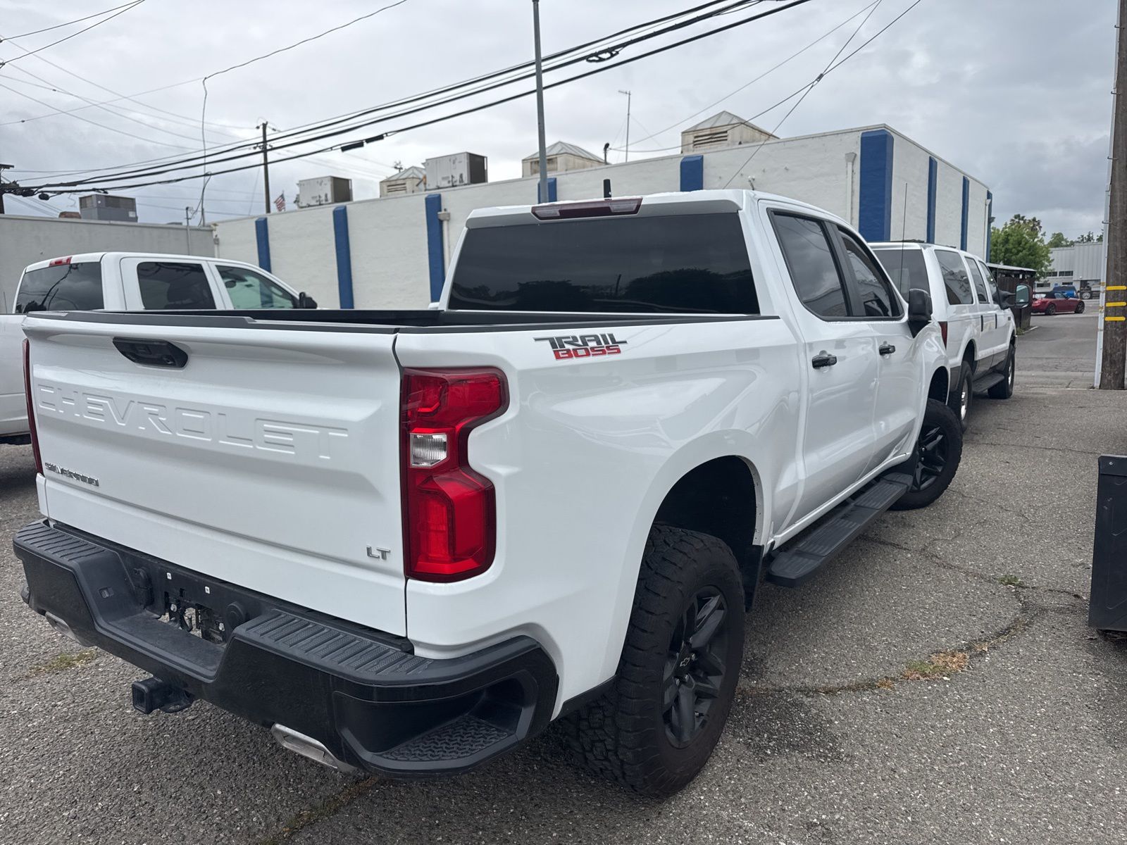 2023 Chevrolet Silverado 1500 LT Trail Boss photo 3