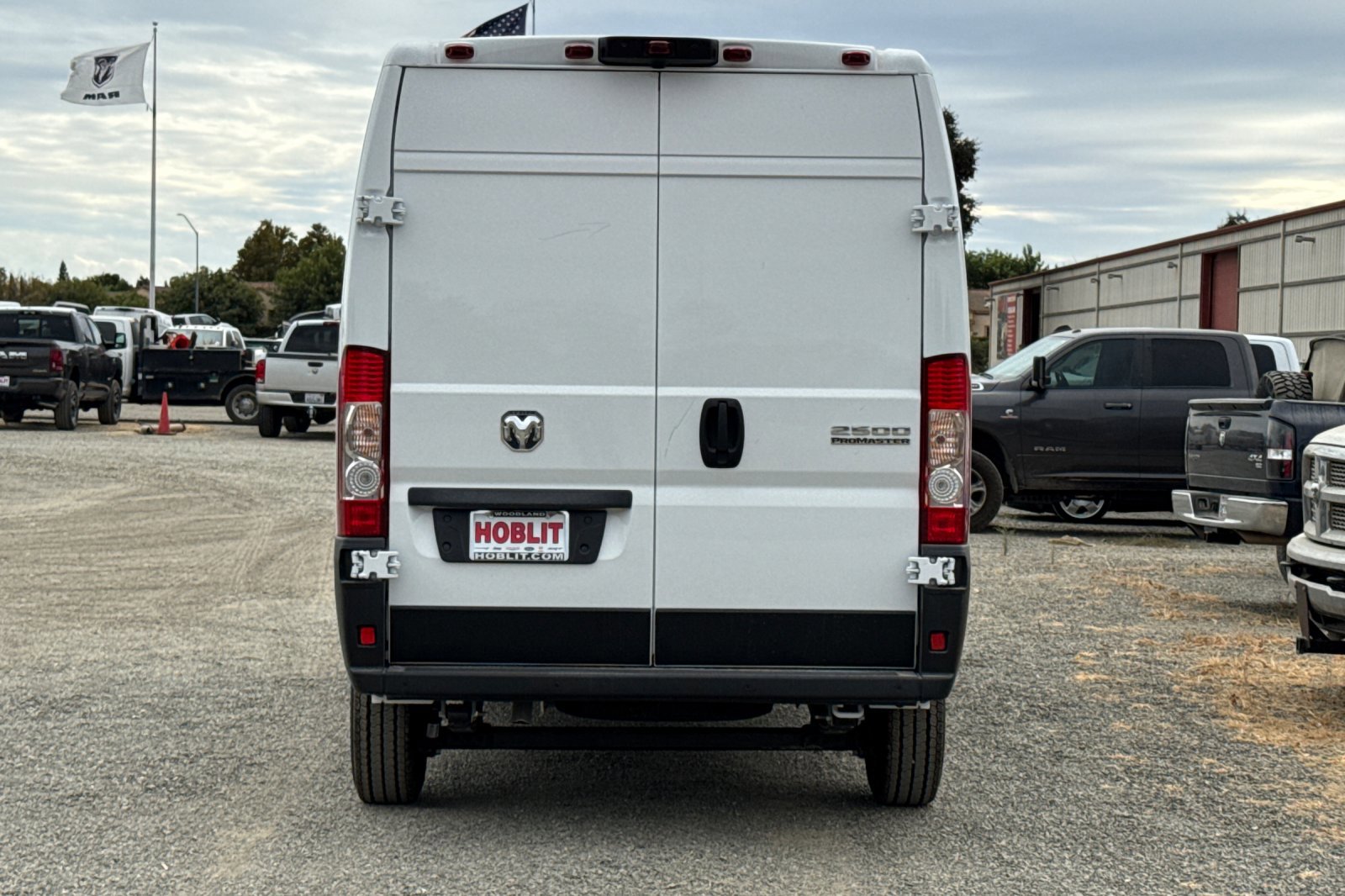 2026 Ram ProMaster 2500 Cargo Van photo 3