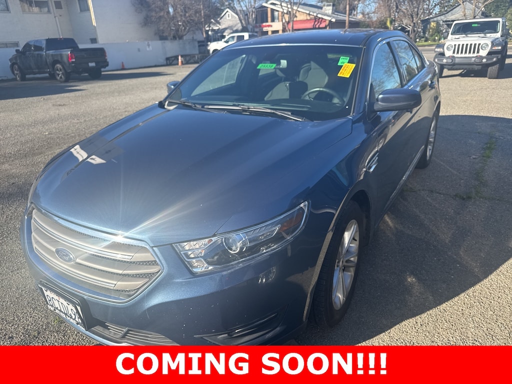 Used 2018 Ford Taurus SEL Sedan