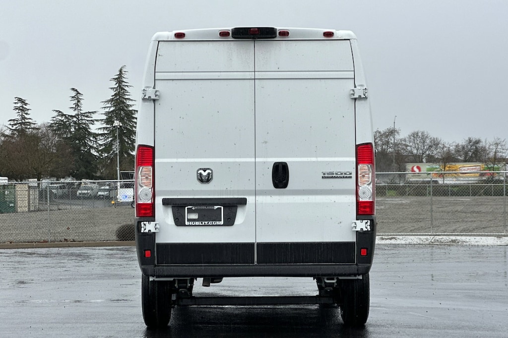 New 2025 Ram ProMaster PROMASTER 1500 TRADESMAN CARGO VAN HIGH ROOF 136' Cargo Van