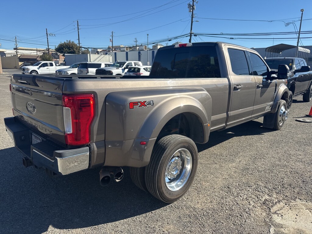 Used 2018 Ford F-450SD Lariat DRW Truck