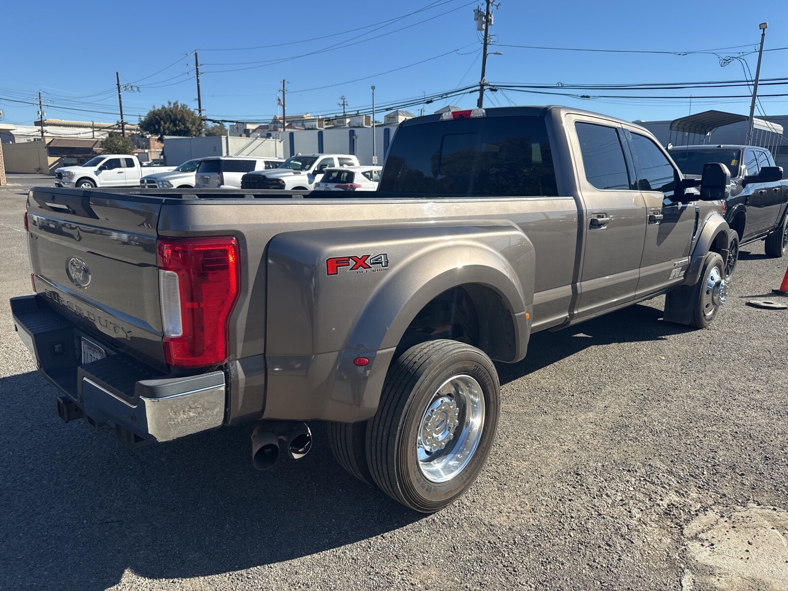 2018 Ford F-450 photo 3