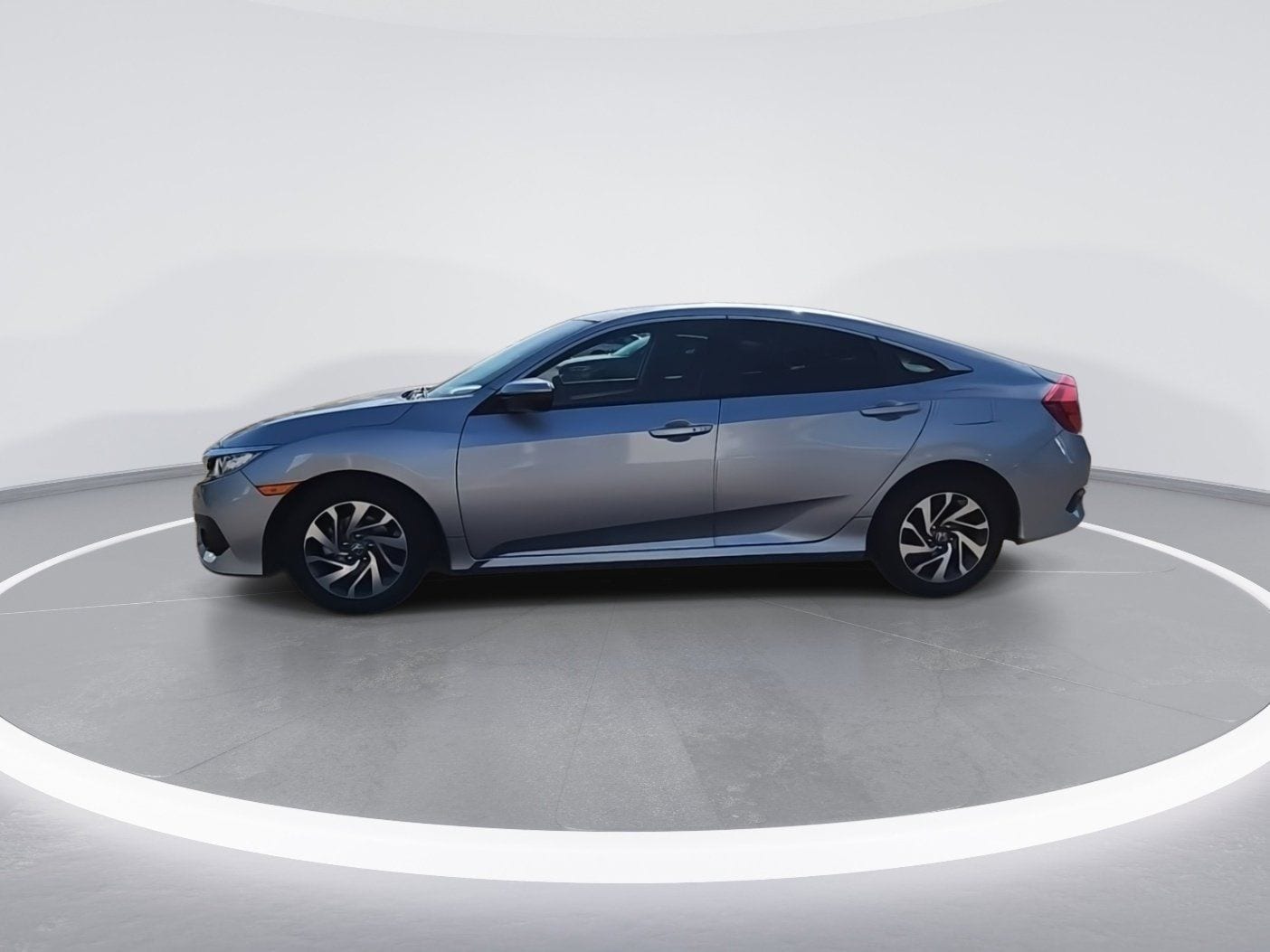 2018 Honda Civic EX w/Honda Sensing photo 4