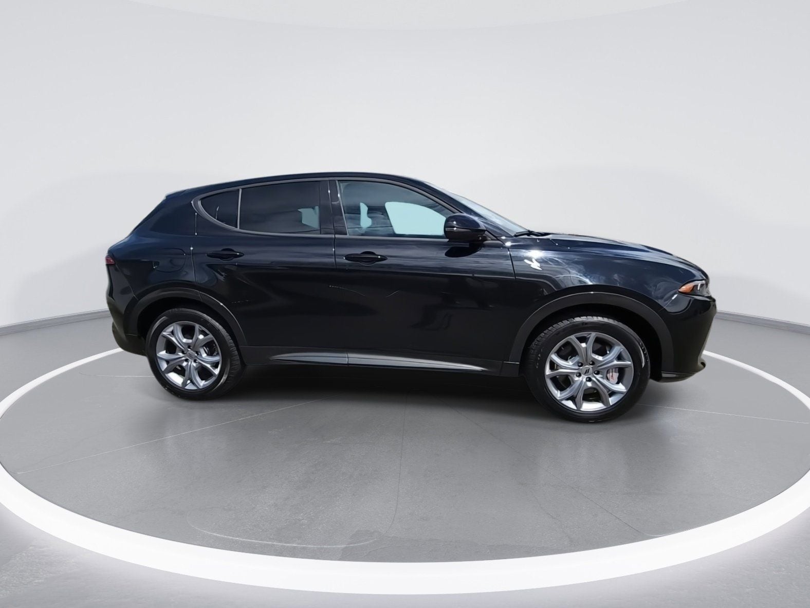 2024 Dodge Hornet R/T photo 3