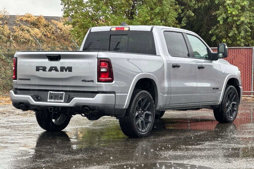 New 2026 Ram 1500 LARAMIE CREW CAB 4X4 5'7 BOX Pickup