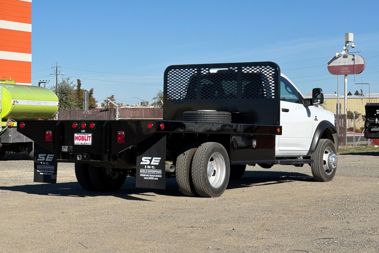2026 Ram 5500 Tradesman photo 3