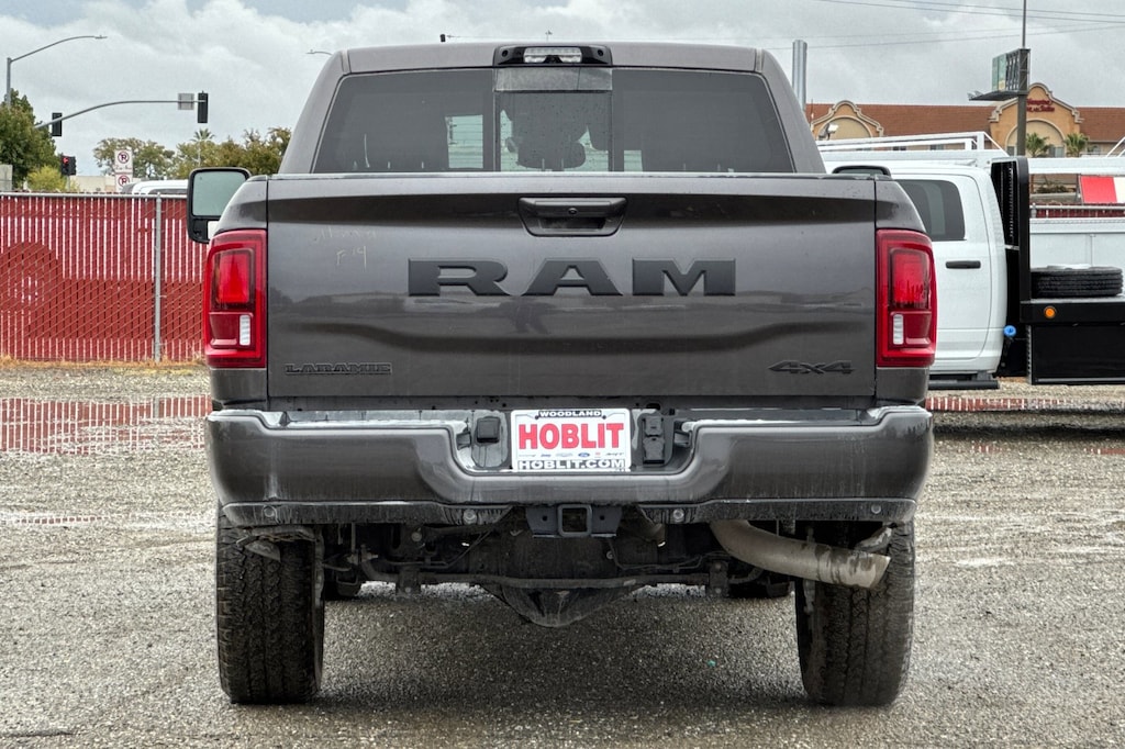 New 2026 Ram 2500 LARAMIE CREW CAB 4X4 6'4 BOX Pickup