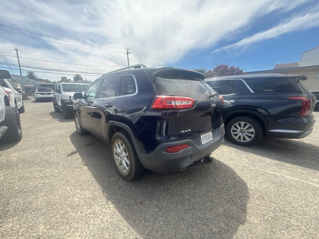 Used 2015 Jeep Cherokee Latitude SUV