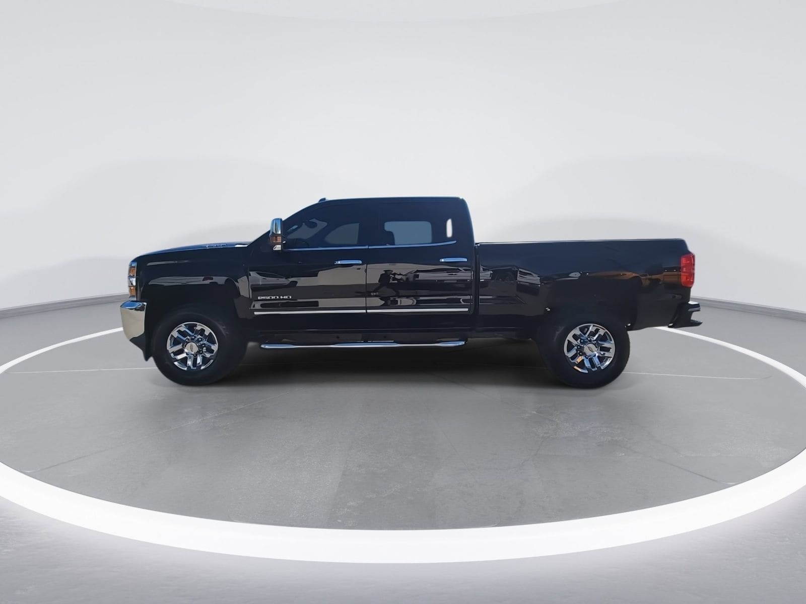 2018 Chevrolet Silverado 2500HD LTZ photo 4